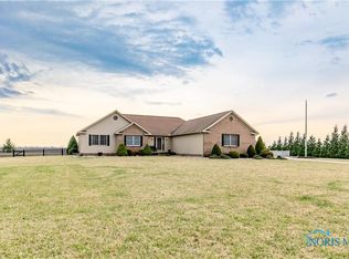 23852 Stony Ridge Rd, Perrysburg, OH 43551