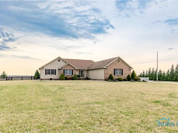 23852 Stony Ridge Rd, Perrysburg, OH 43551