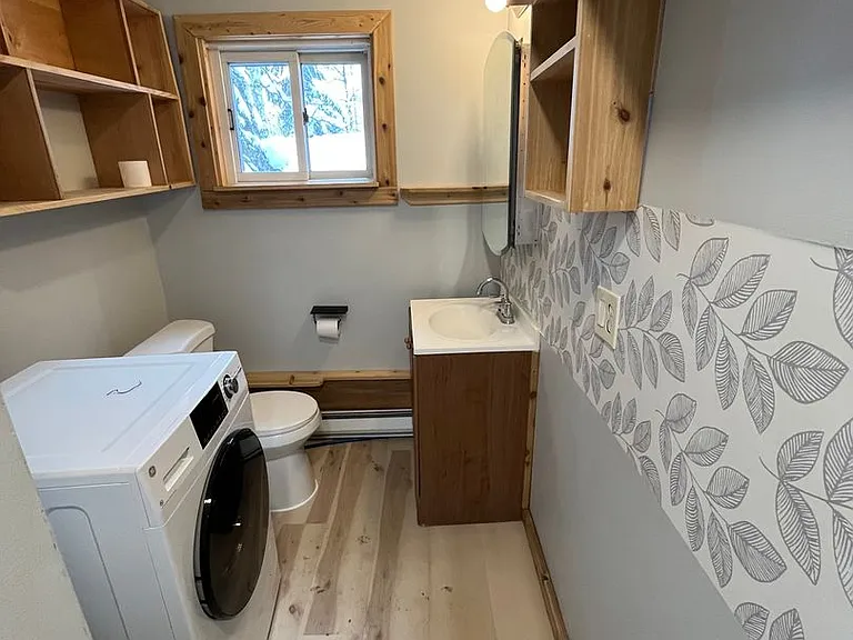 379 Division St #410 — Photo 5