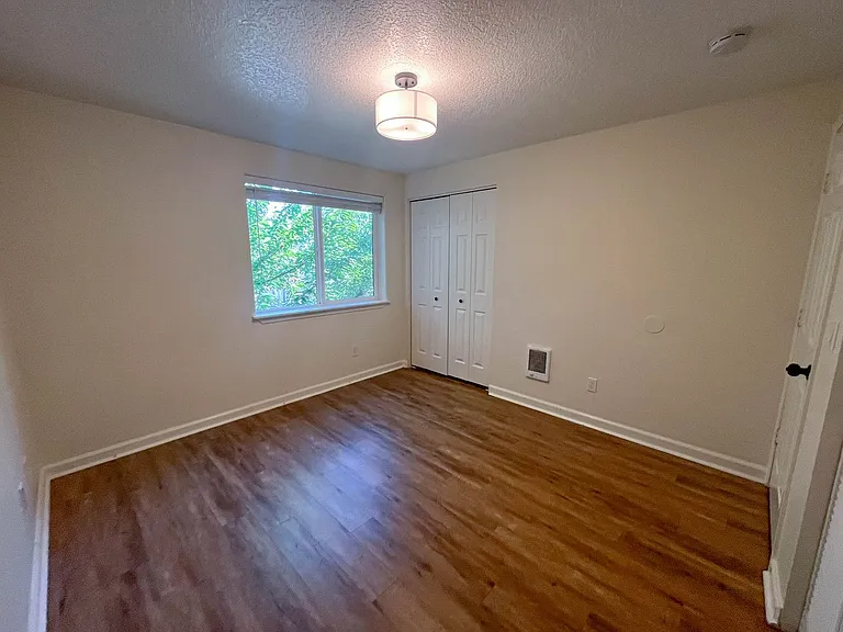 6431 SE 83rd Ave — Photo 28