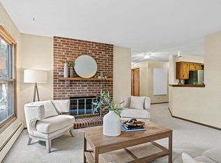 3000 Saint Albans Mill Rd APT 103, Minnetonka, MN 55305