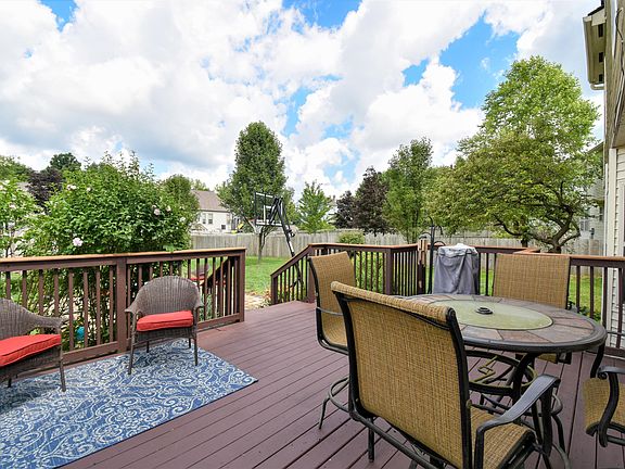 2nd image of 109 Clayburn Dr