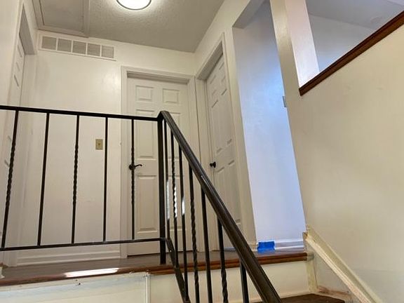 5th image of 4435 Bell Ln