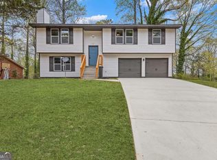 5331 Woodbin Dr, Norcross, GA 30093