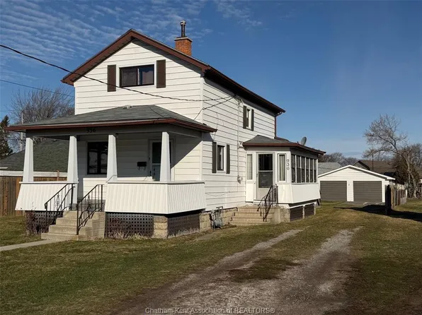 936 James St, Chatham Kent, ON N8A 2P7