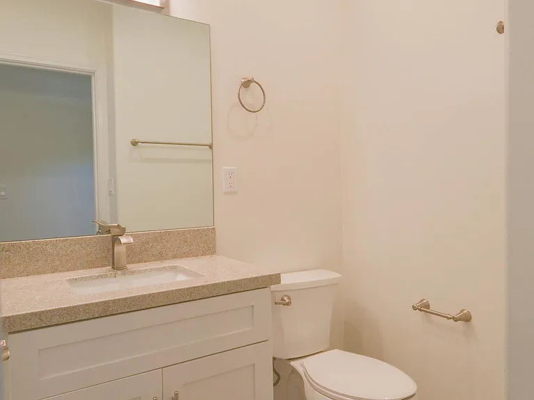 1848 S Redondo Blvd #1848 — Photo 15