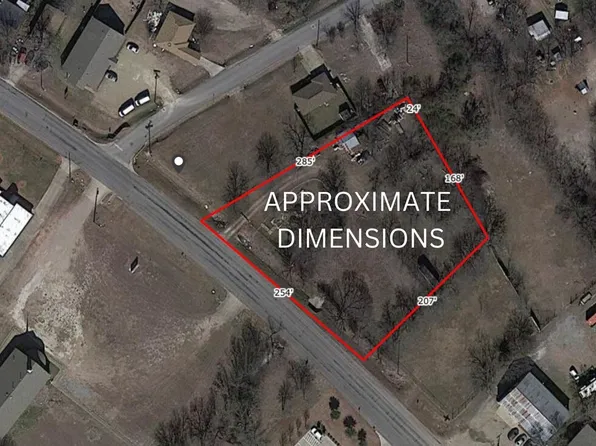 1503 Dr Martin Luther King Jr Blvd, Waxahachie, TX 75165
