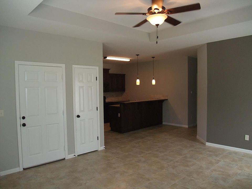 Hard surface floor covering in living areas