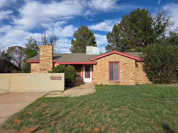 1107 Corral St, Sweetwater, TX 79556