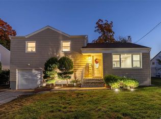 280 Lincoln Ave, Roosevelt, NY 11575