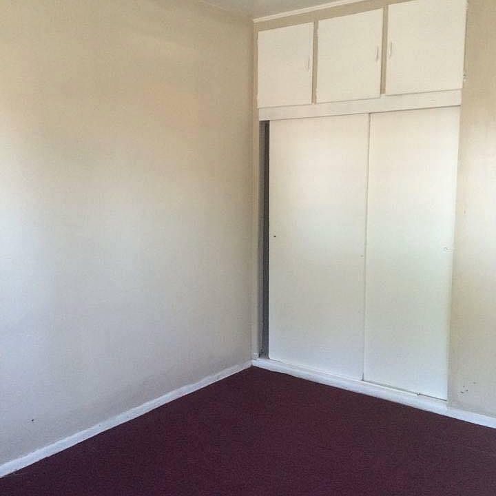 Bedroom is small. Best for a Full size bed.