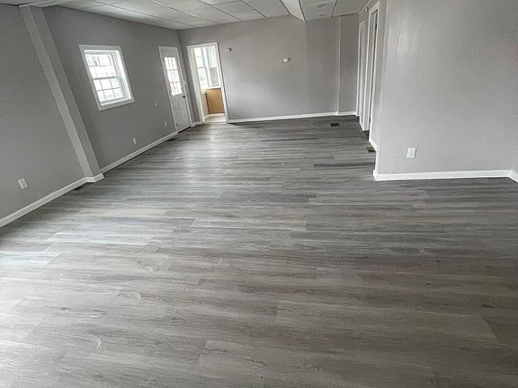 4th image of 1001 Mathews Ave Unit 1
