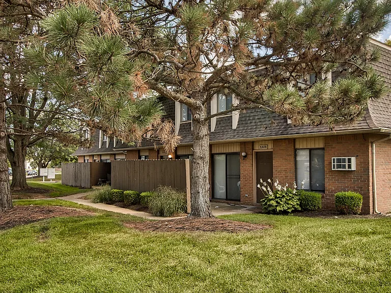 Timbercreek Apts — Photo 30