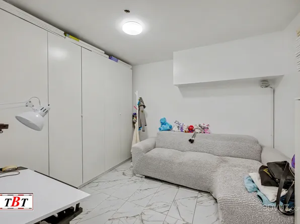 1602 Avenue R image 9 of 36