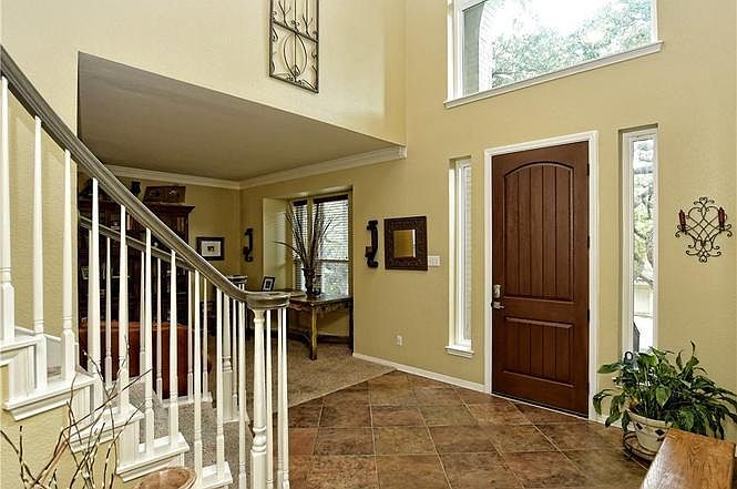 1st image of 405 Barrington Hills Dr