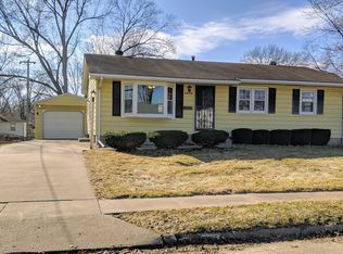 3710 Cedar St, Davenport, IA 52806