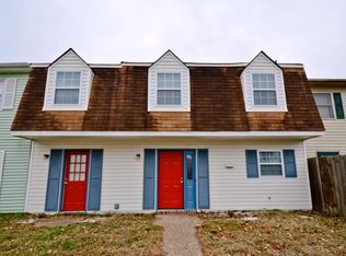 2931 N Radcliffe Ln, Chesapeake, VA 23321