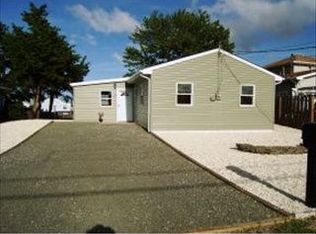 89 Lake Superior Dr, Little Egg Harbor, NJ