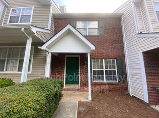 5739 Prescott Ct, Charlotte, NC