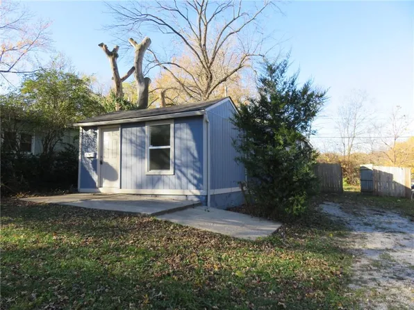 1002 S Haden St, Independence, MO 64050