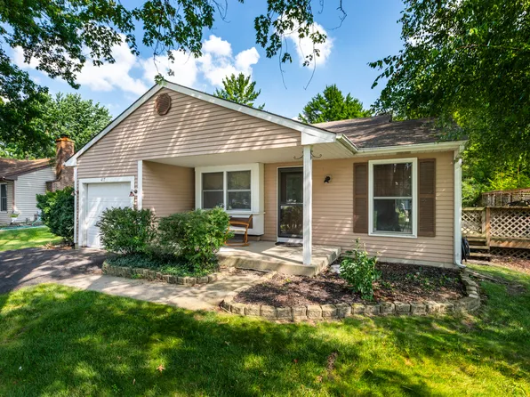 417 Travelaire Ave, Naperville, IL 60565