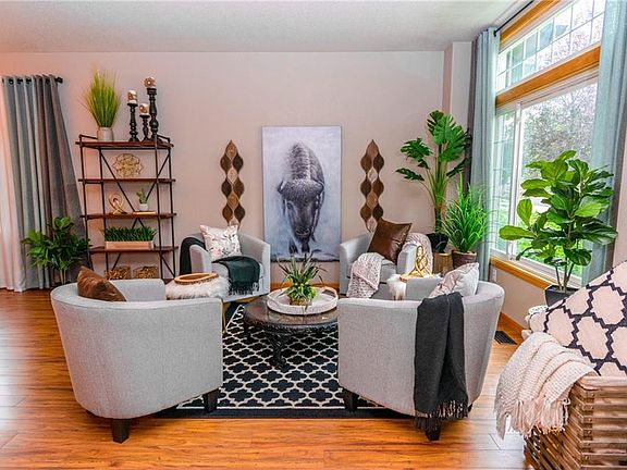 2nd image of 3076 Avenue E