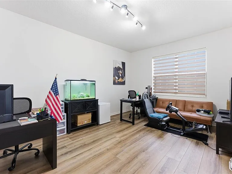 1840 Napoli Dr — Photo 11