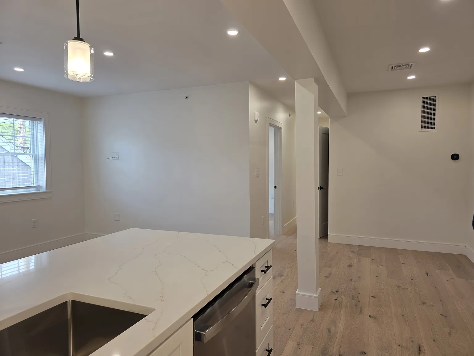 442 Main St — Photo 4