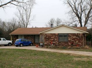 25 E Ranchwood Dr, Augusta, KS 67010