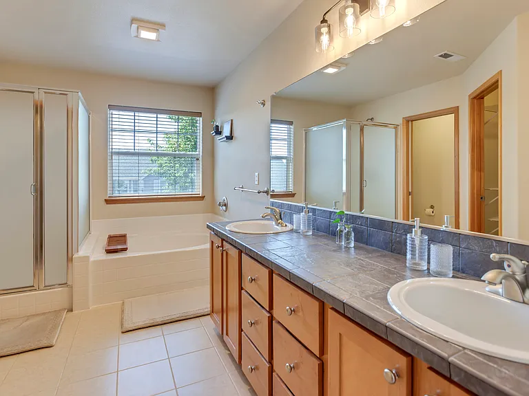 91 SW 106th Pl — Photo 28