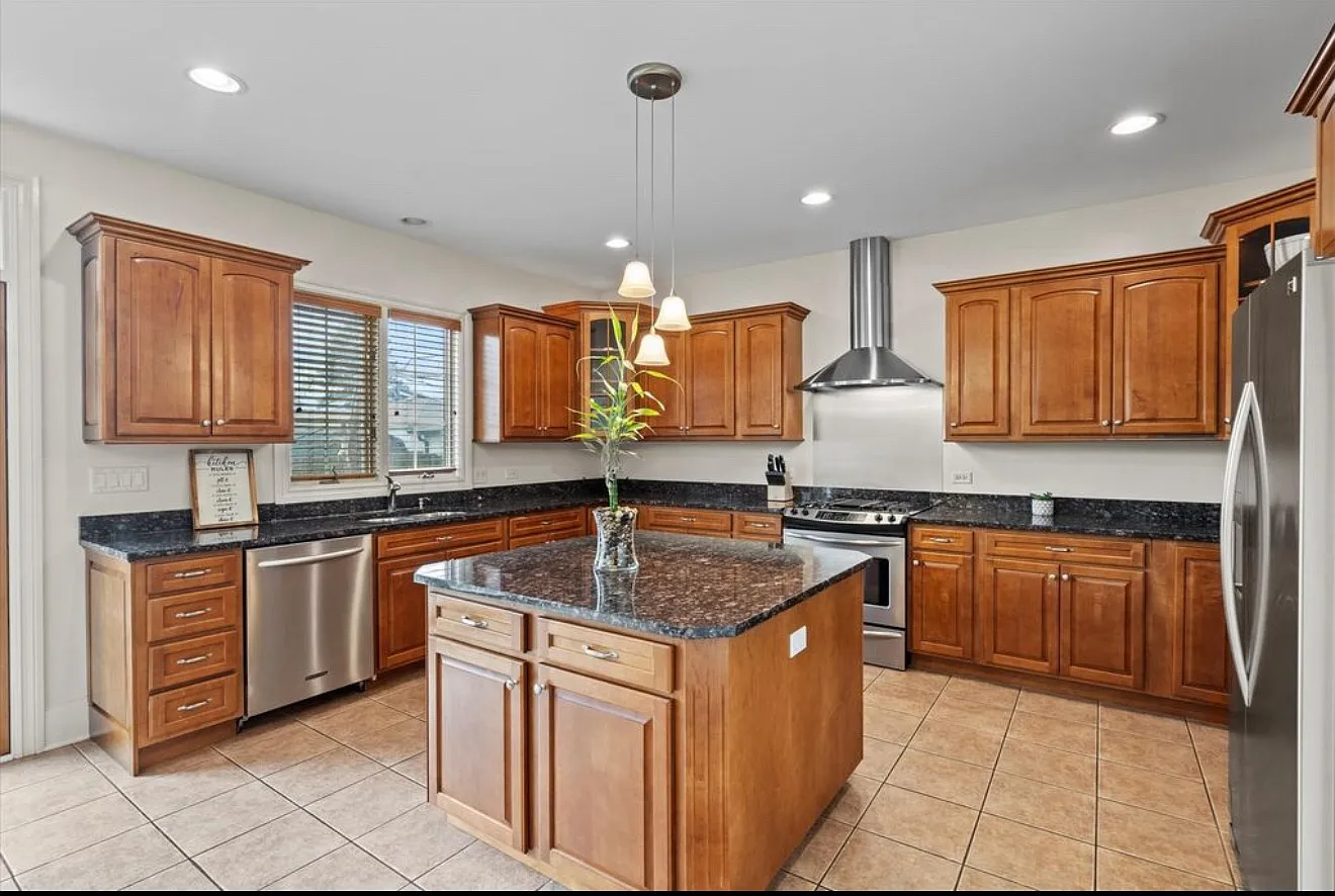 416 W Natoma Ave — Photo 4