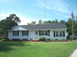 2046 Banks School Rd, Kinston, NC 28504