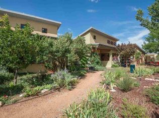 4 Lugar Del Charco, Santa Fe, NM 87507