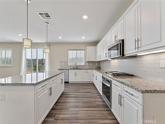 4th image of 17115 Zion Drive