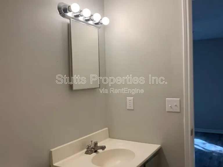 505 N Dickson St #A9 — Photo 7