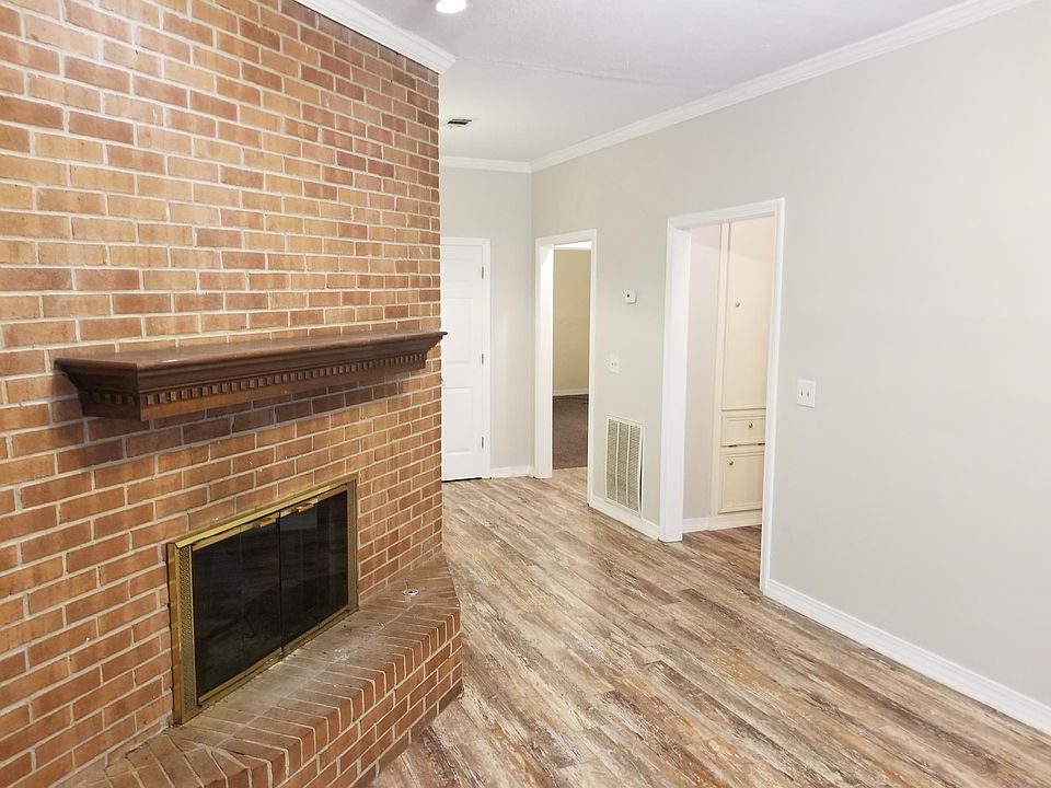 1st image of 468 Brendalwood Dr #A