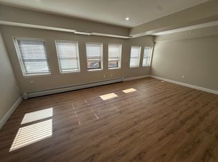 1050 Hancock St #15, Quincy, MA 02169
