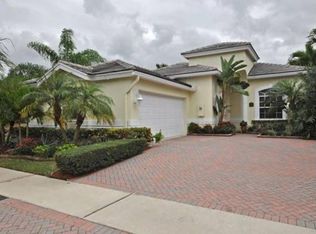 8210 Hampton Wood Dr, Boca Raton, FL 33433