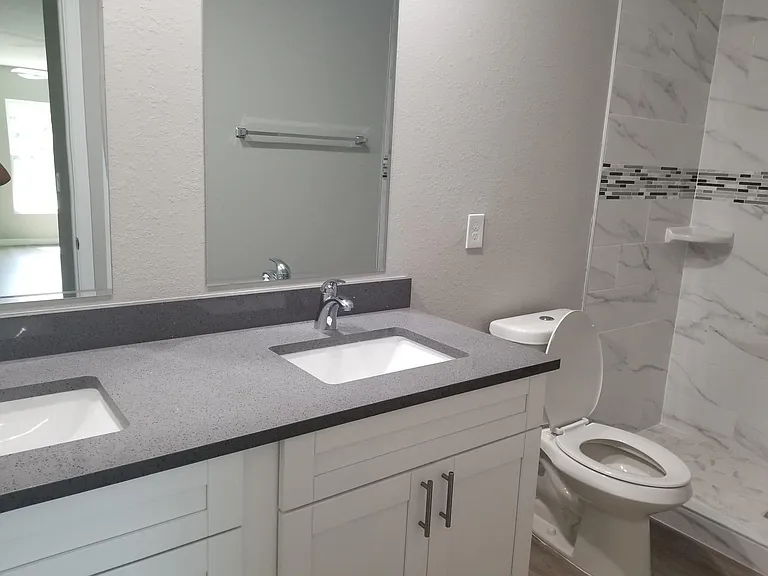 6054 N Moss Cir — Photo 3