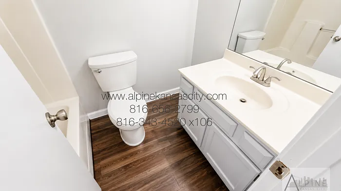 3211 NE 82nd Ter — Photo 10