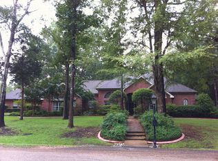 12 Charleston Ave, Clinton, MS 39056