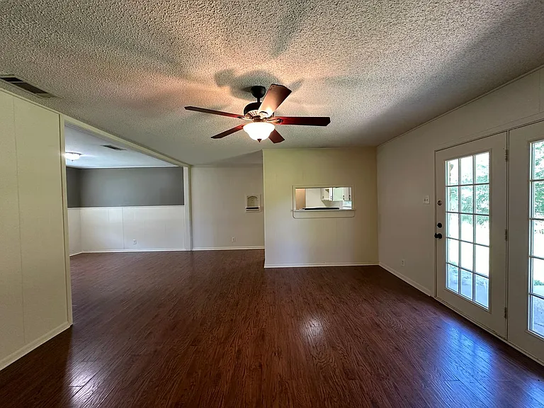 8142 Tina Dr — Photo 9