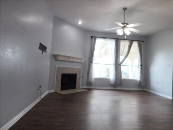 5th image of 1016 Fleetwood Cove Dr
