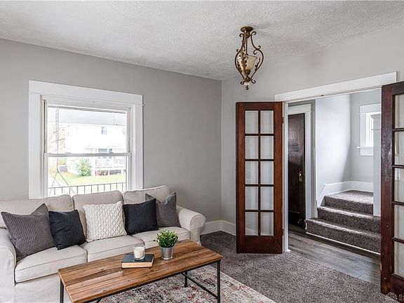 3rd image of 2337 Fauver Ave