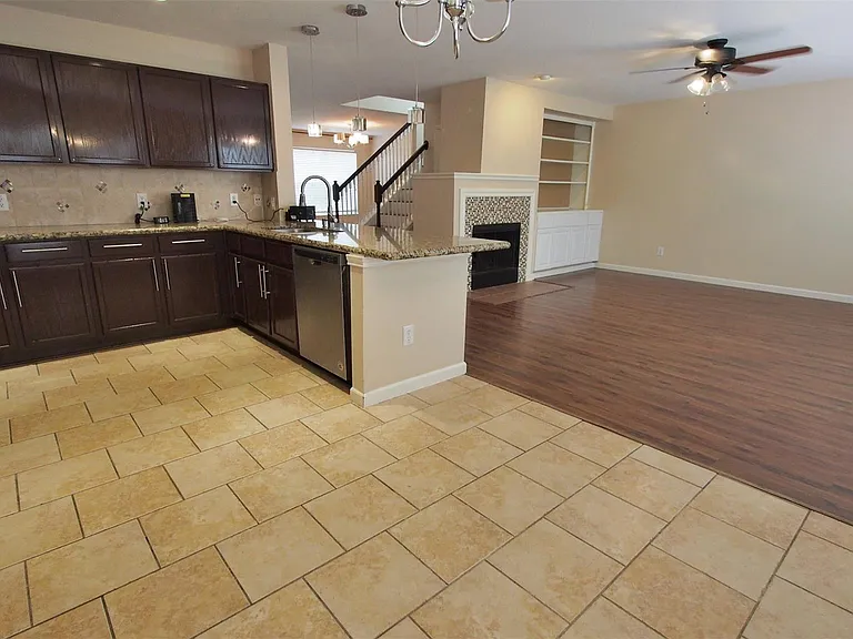 21211 Bridge Springs Ln — Photo 10