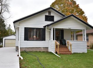 1928 Johnson Ave, Racine, WI 53402