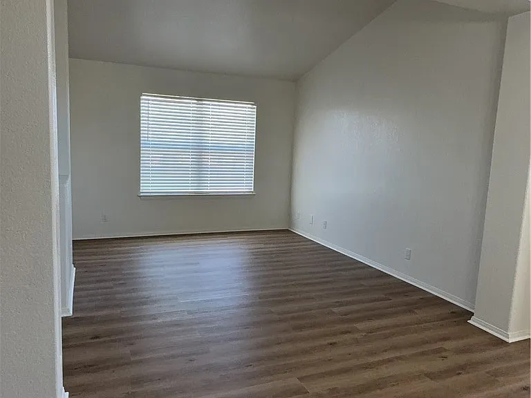 12590 Cobalt Rd — Photo 10
