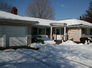 210 Hewlett Ave, East Patchogue, NY 11772