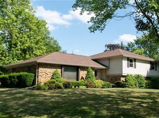 7225 Larkshall Rd, Indianapolis, IN 46250