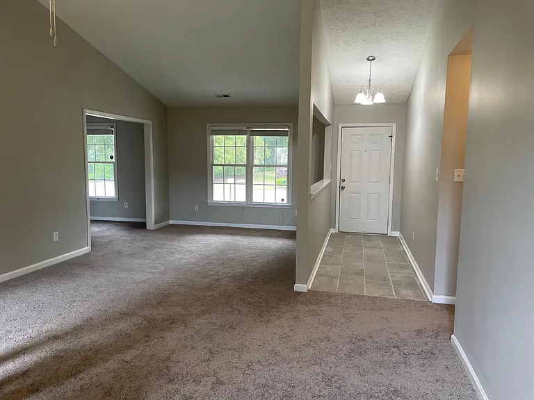5503 Heather St — Photo 3
